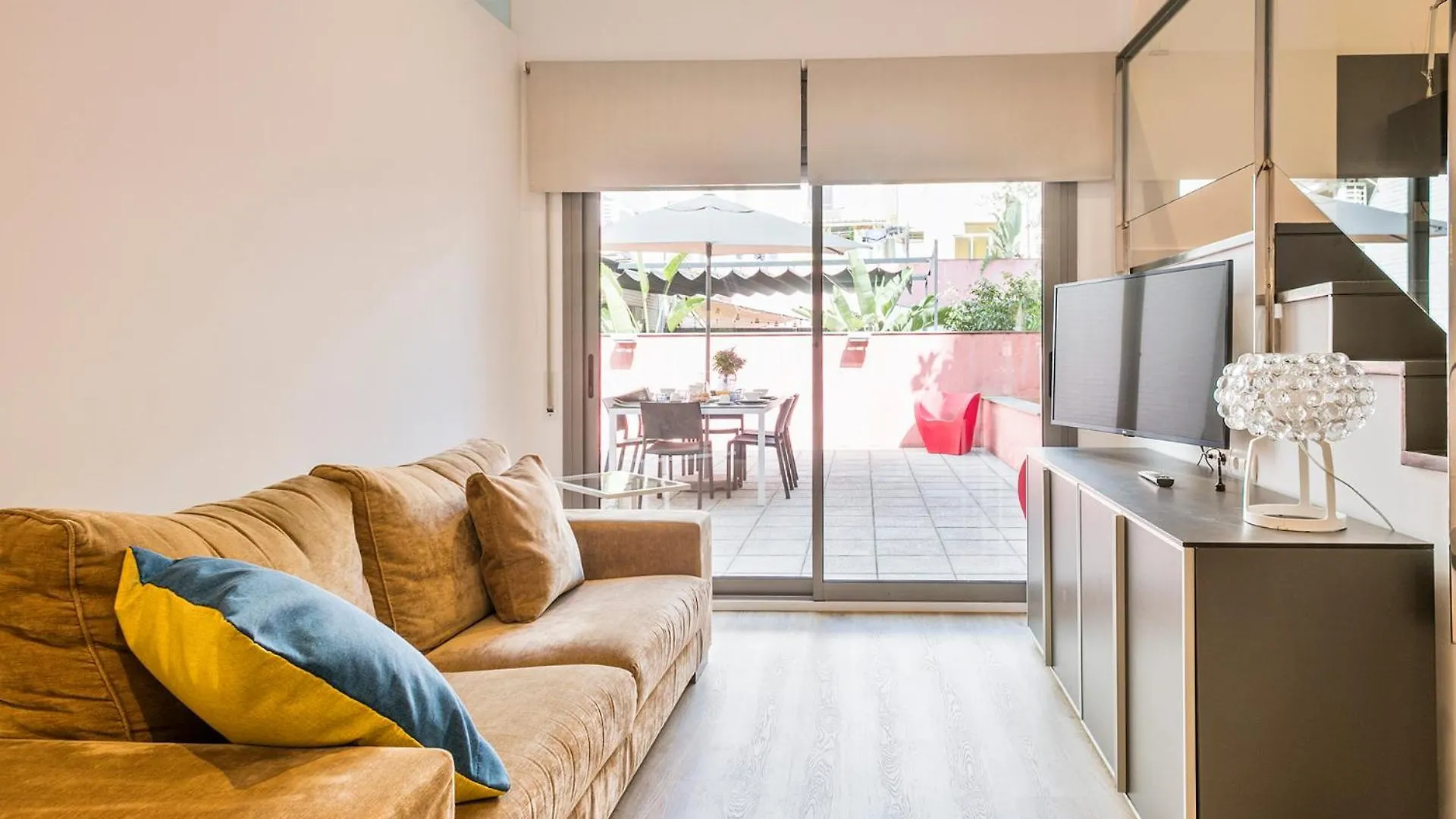 Lugaris Rambla Apartments Barcellona Spagna