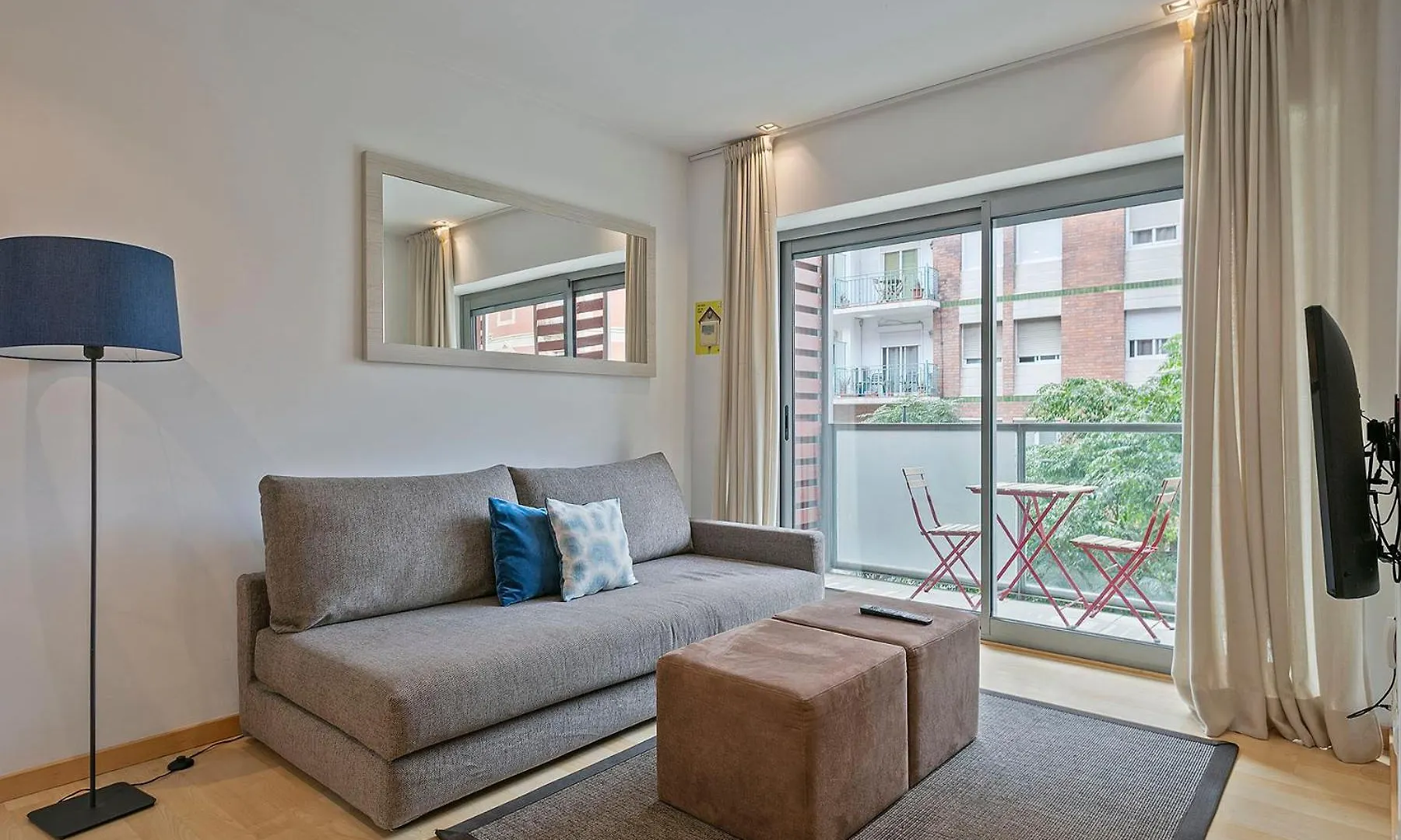 Lugaris Rambla Apartments Barcellona